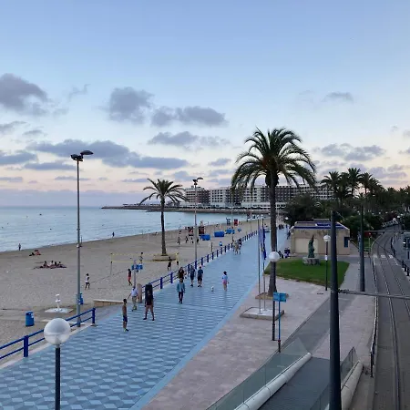 Beachside With Air-conditioning אליקאנטה